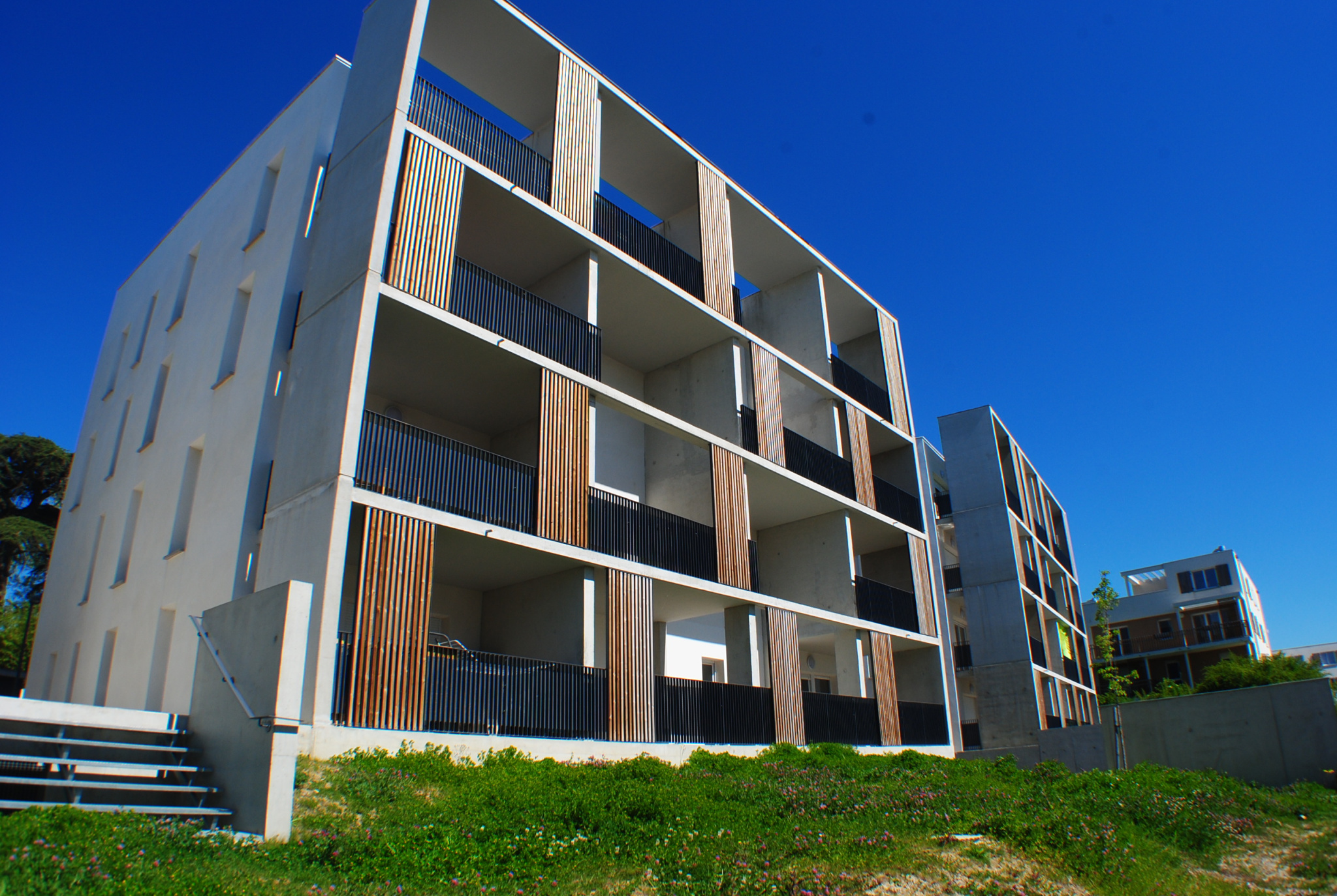 Beau 3 pièces avec terrasse, deux parkings et cellier à Ramonville St-Agne